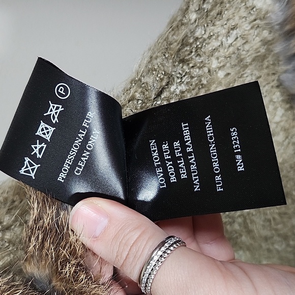 Love Token Genuine Rabbit Fur Lined Knit Vest Soft Cozy Neutral Womens Small - Picture 6 of 7